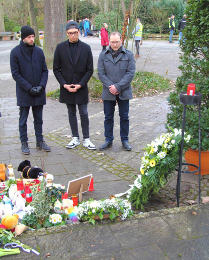 Karsten Klein MdB (rechts im Bild) besucht den Tatort im Park Schöntal in Aschaffenburg.