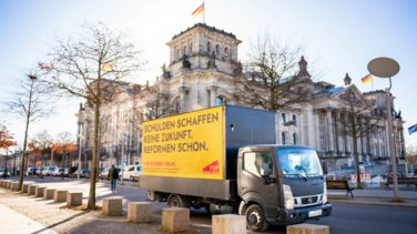 Die FDP kritisiert das milliardenschwere Schuldenpaket von Union, SPD und Grünen.